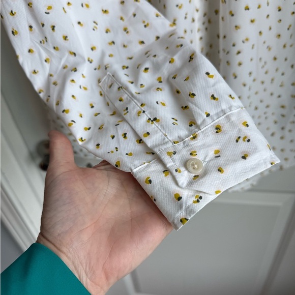 Eddie Bauer Mesh Lined White Button-Down Shirt with Yellow and Black Dot Print - Picture 2 of 10